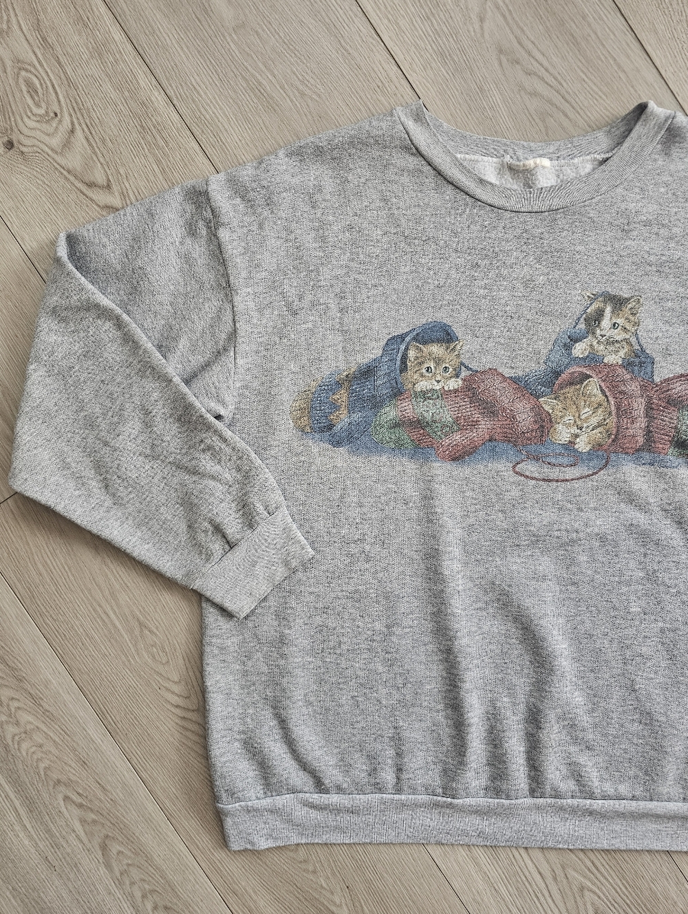 Vintage Carroll Reed Kitten Crewneck Sweater, Large - Picture 2 of 13